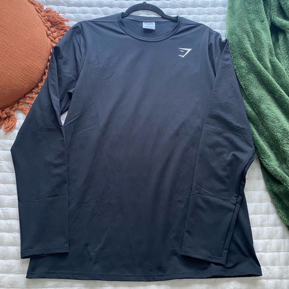 mens gymshark top !!